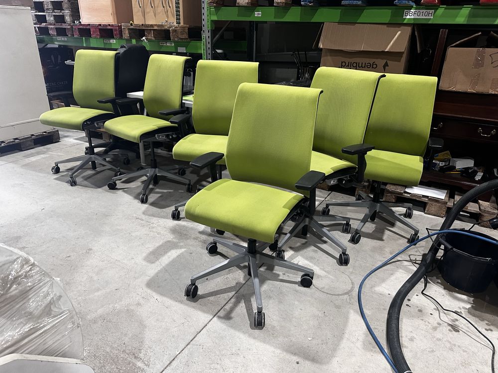 SteelCase Think Ергономичен офис стол - 20бр.