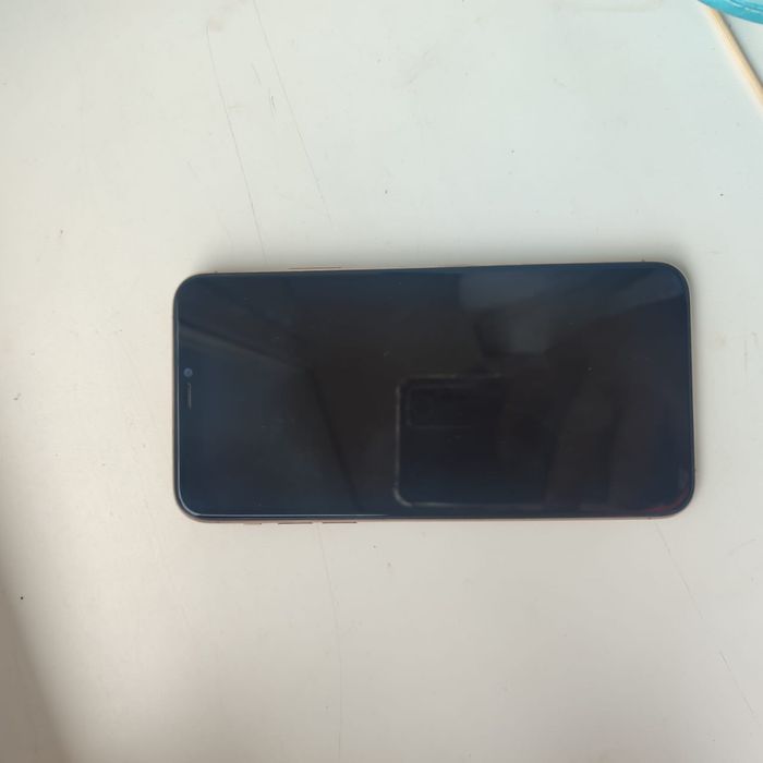 Продам iPhone 11 Pro Max
