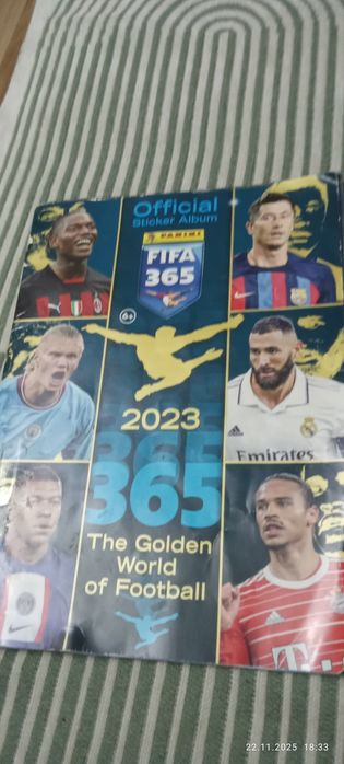 Альбом Panini fifa 365