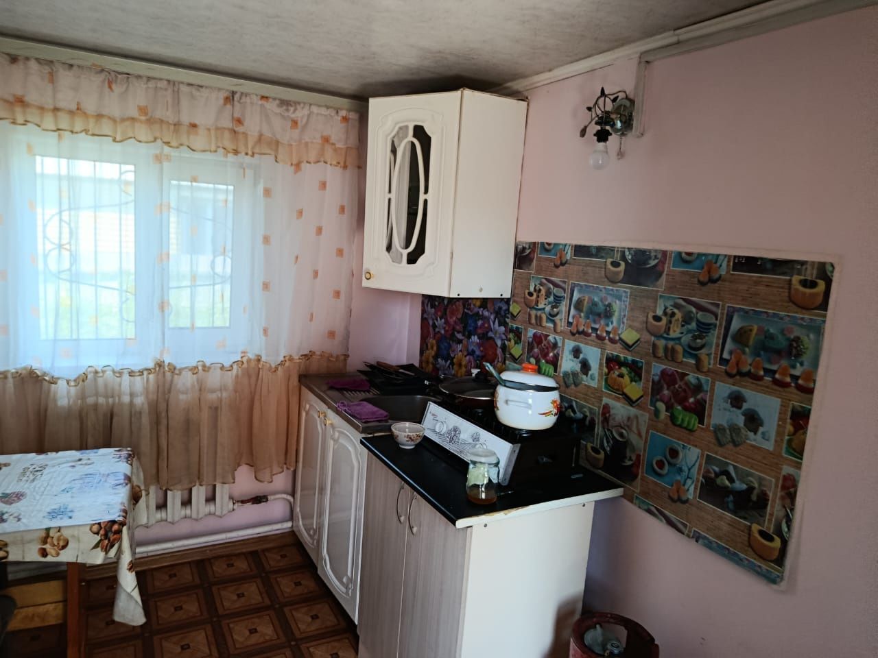 Сдам част дом с цен отоп в Черемушках