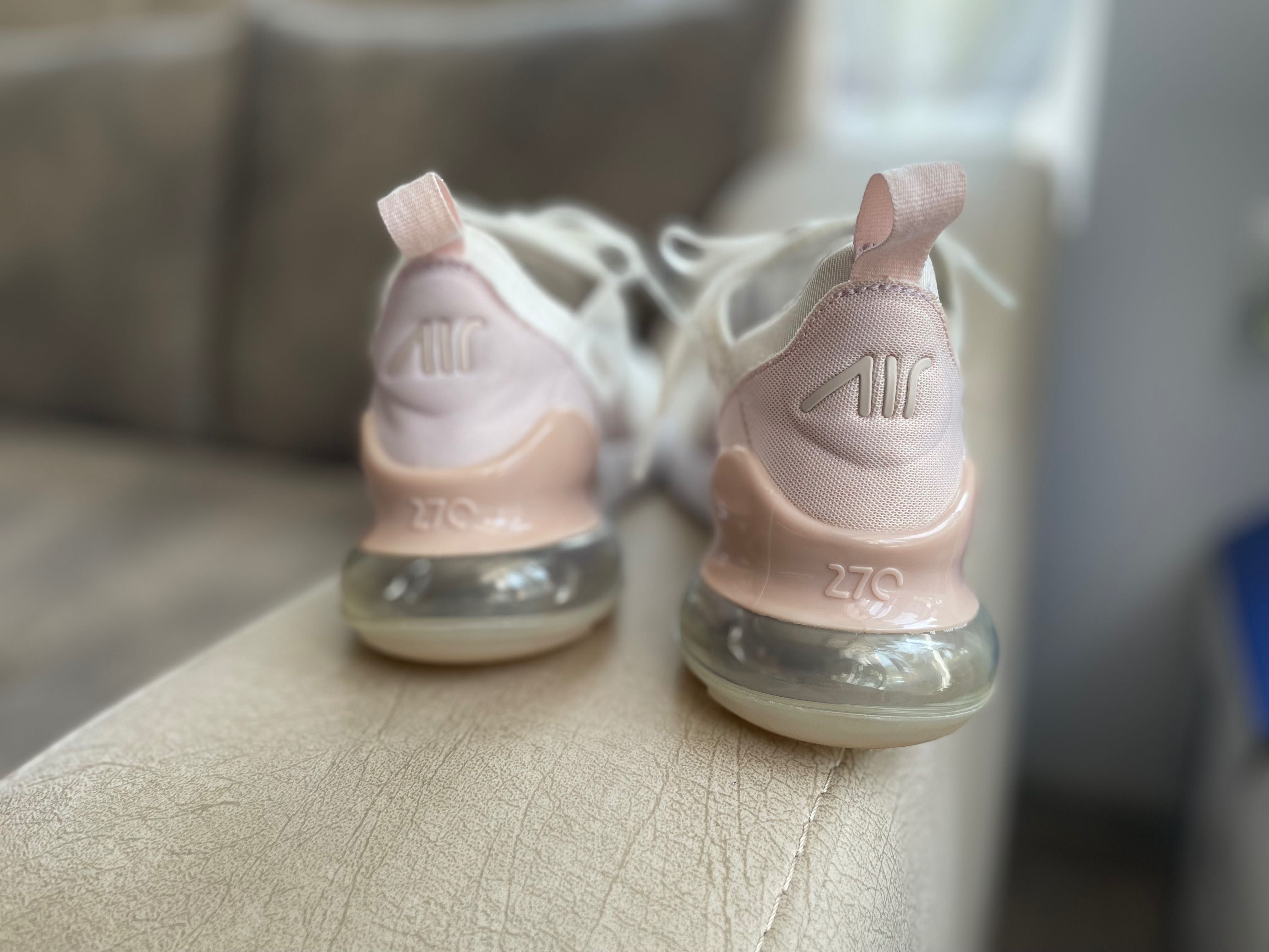 НОВИ Nike Air 270