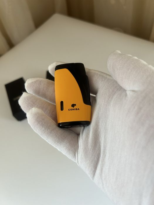 Запалка Cohiba с 2 пламъка + подаръчна кутия