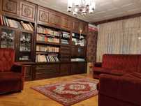 Vând  apartament  4 camere  2 băi  etaj 3  Micro IV