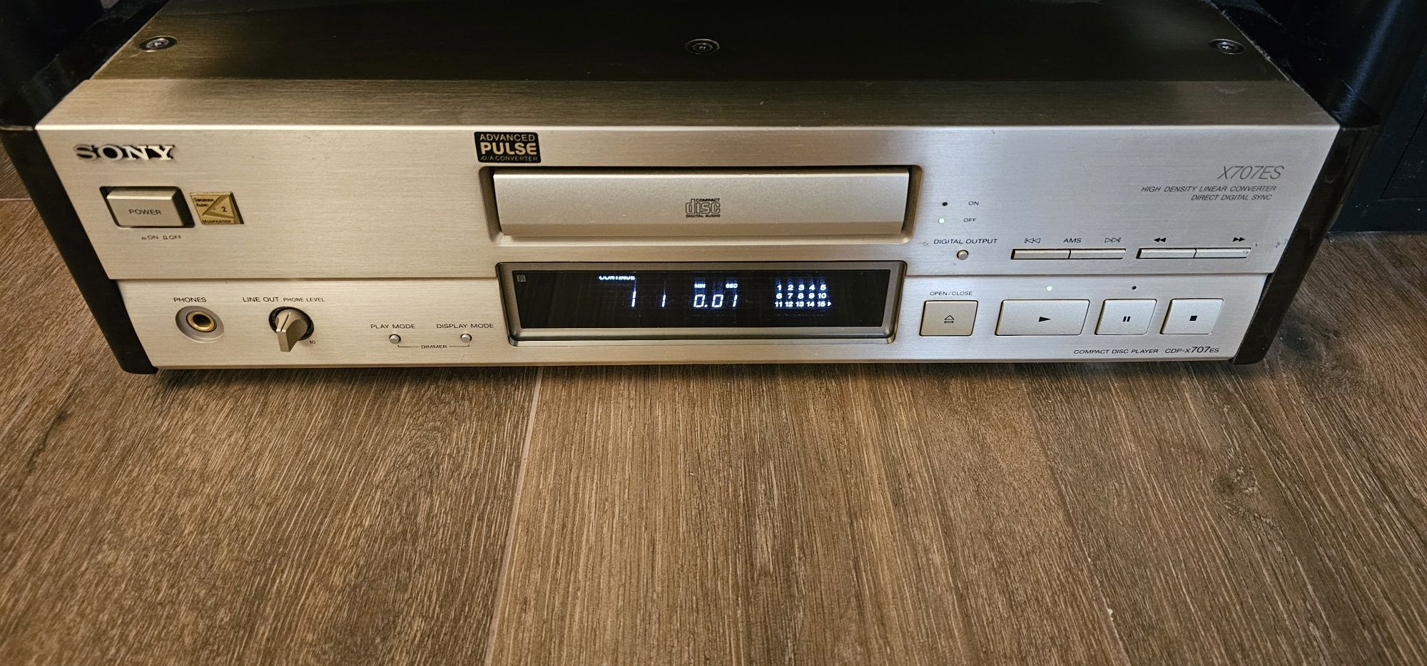 Cd player sony X707ES Swoboda