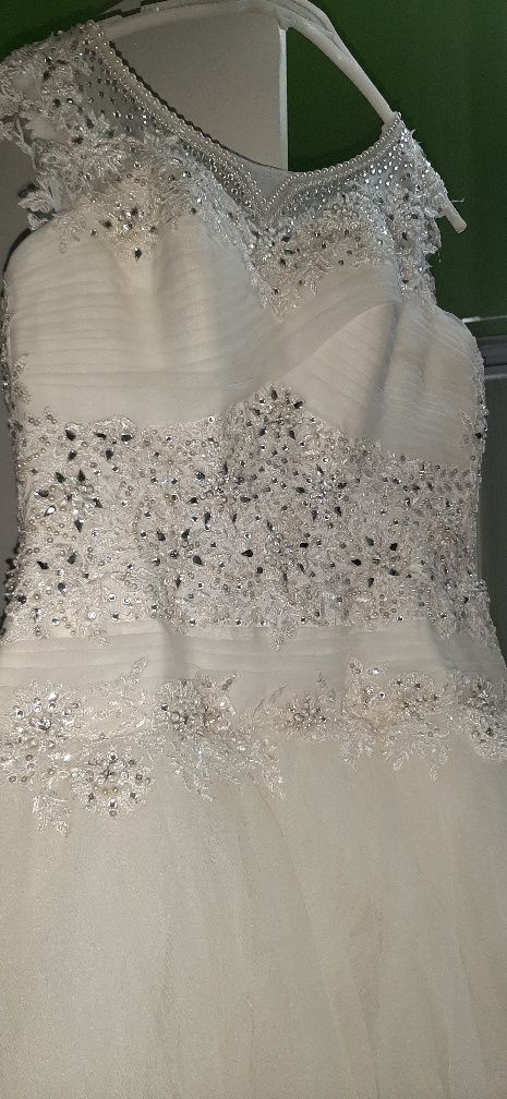 Свадебное  платье