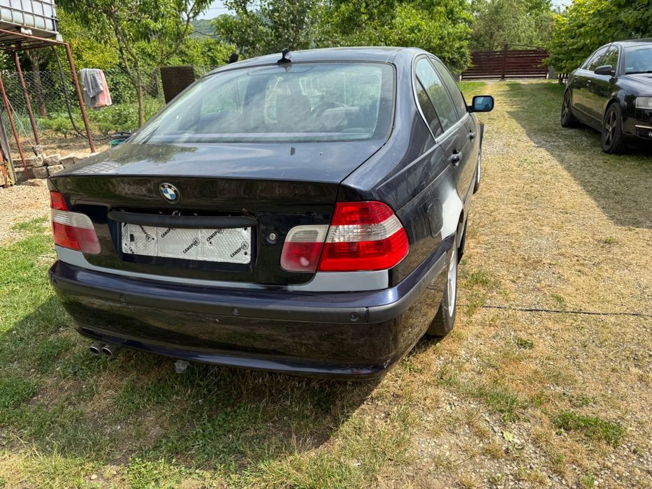 Vând BMW e46 . 2.2 benzină .1200 de euro ! Ultimul preț! Nu e înscris.