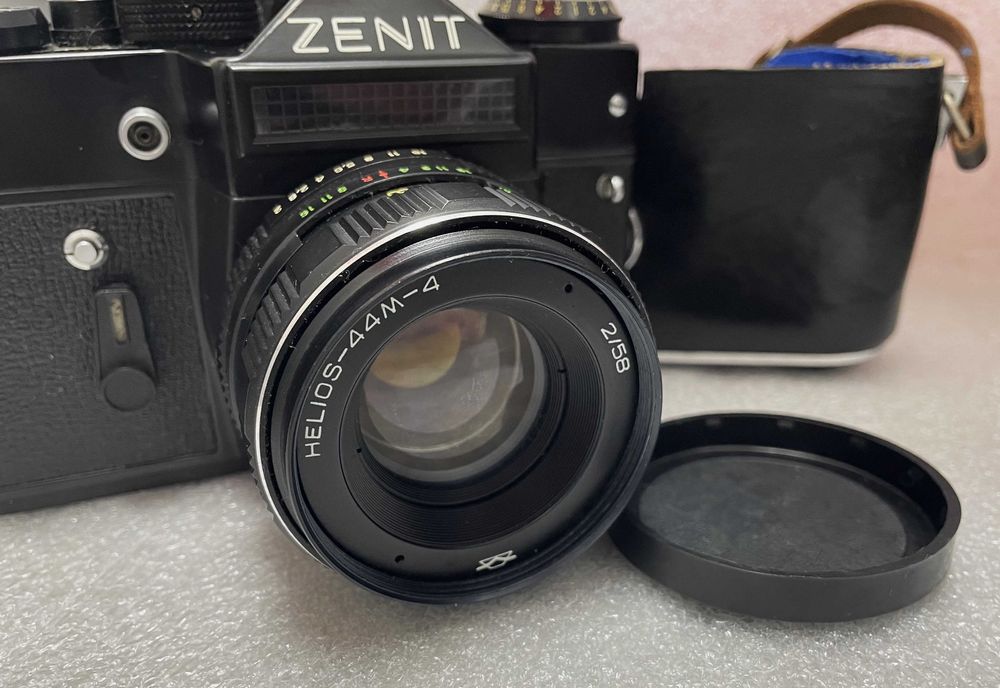 Перфектен! Фотоапарат ЗЕНИТ-11 СССР