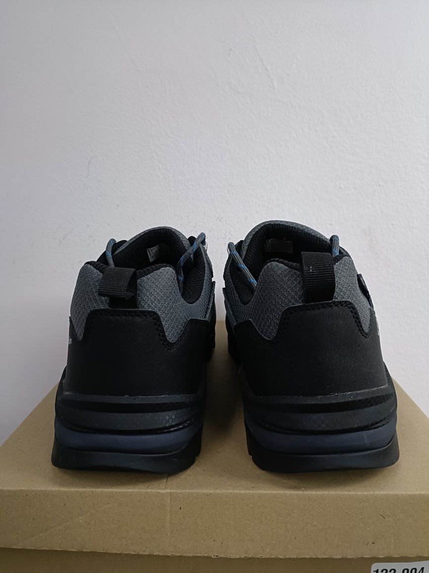 Jack Wolfskin Refugio Texapore Low M номер 47 код 7A