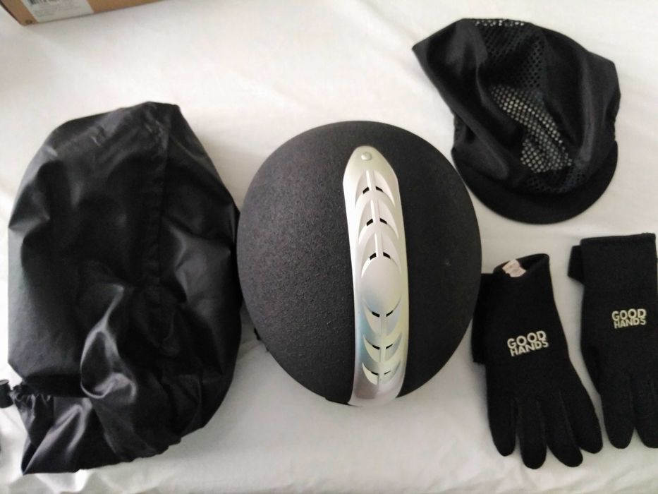 Casca echitatie/calarie Ventair Champion Deluxe, 56 cu basca si manusi