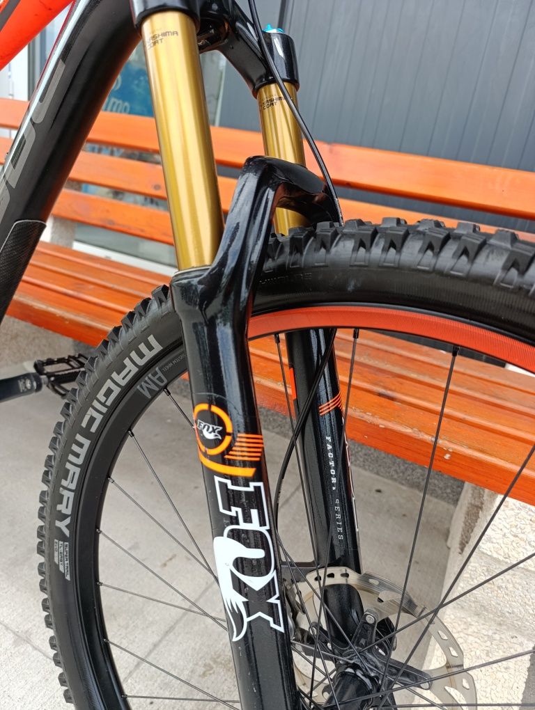 Планински Карбонов Велосипед Cube XTR  28/L