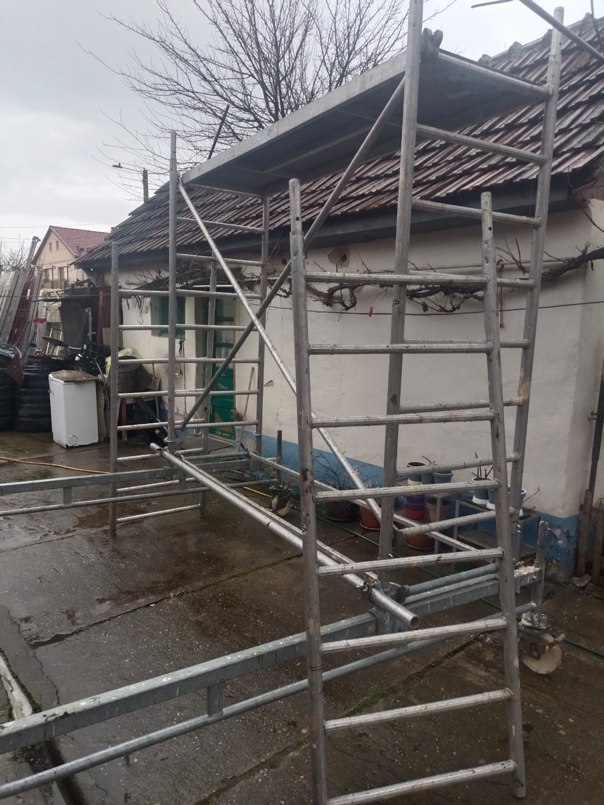 Schela aluminiu pana la 15 metri
