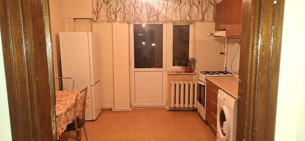 Apartament 3 camere de inchiriat, Lenin Sud