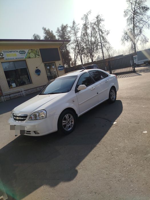 Ласетти 1.6 холати жуда идеал