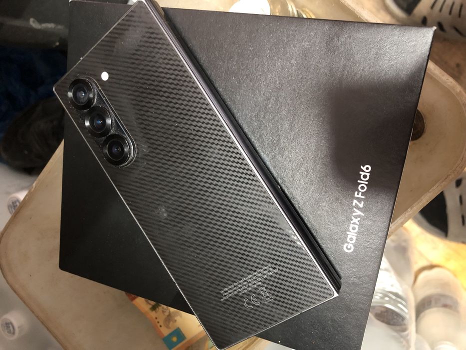 Samsung Z Fold 6 12/256GB Crafted Black