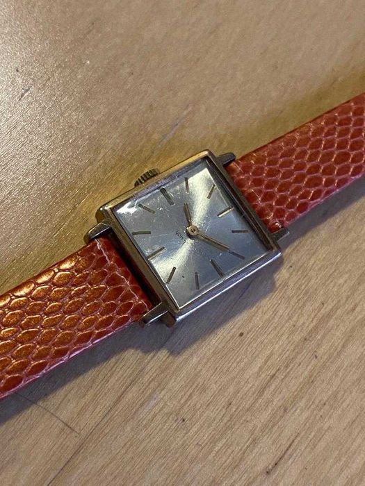 Ceas Luch Dama Mecanic rusesc aurit