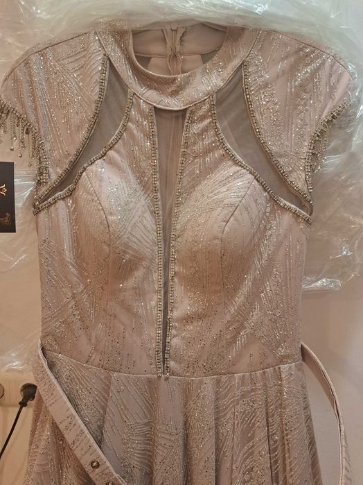 Бална рокля размер 38