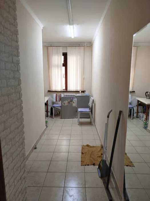 СРОЧНО! СДАЁТСЯ ОФИС Мирзо-Улугбекский М.Максим-Горький 71м²