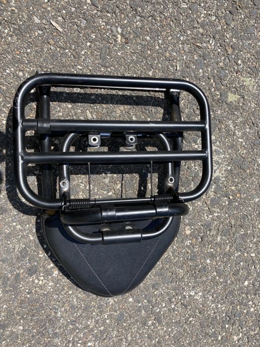 Portbagaj pliabil si spatar Vespa GTS 300 2013