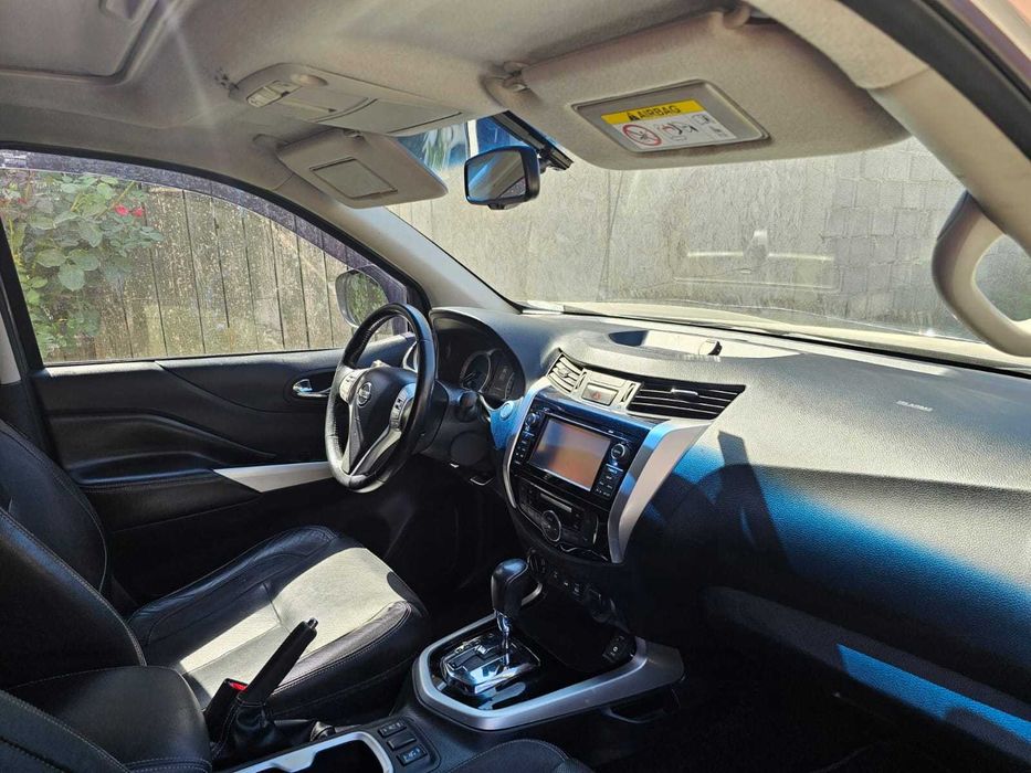 Nissan Navara  automata, piele, xenon, diferential blocabil, trapa