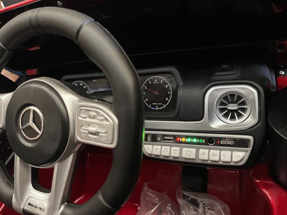 Акумулаторен джип Mercedes AMG GLE 450 Coupe.
