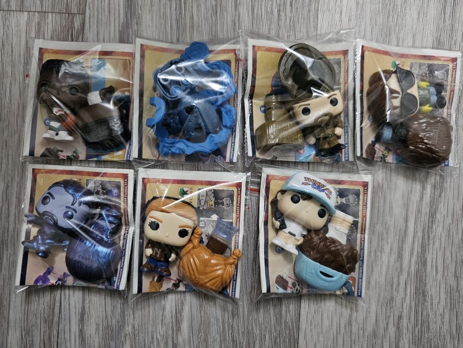 Киндер джой очень странные дела.