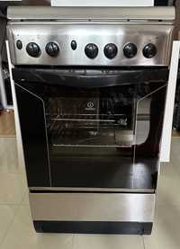 Aragaz Indesit Inox