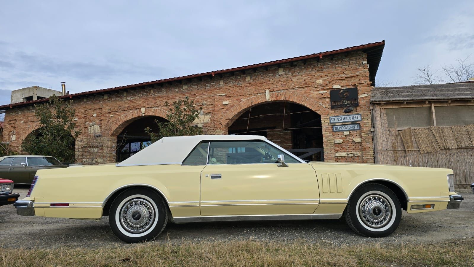 Lincoln Mark V Cartier & Champagne Edition