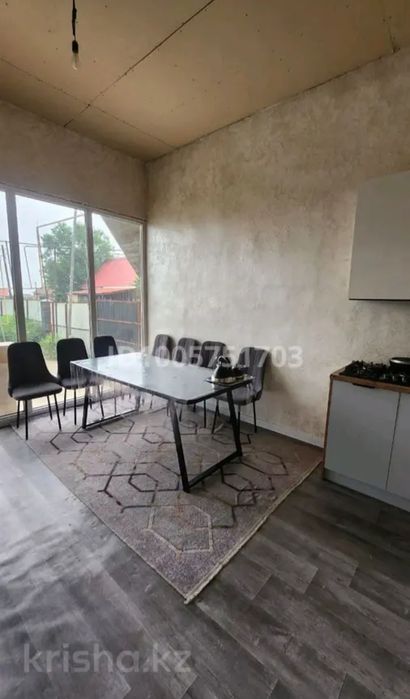 Сдаётся 1 комната внутри дома