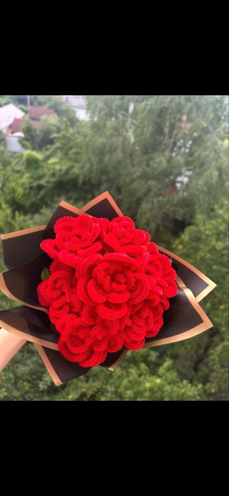 buchet trandafiri rosii