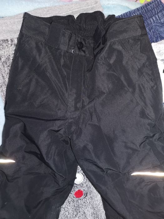 Lot hăinuțe băiețel, geacă, pantaloni groși, căciulă blană