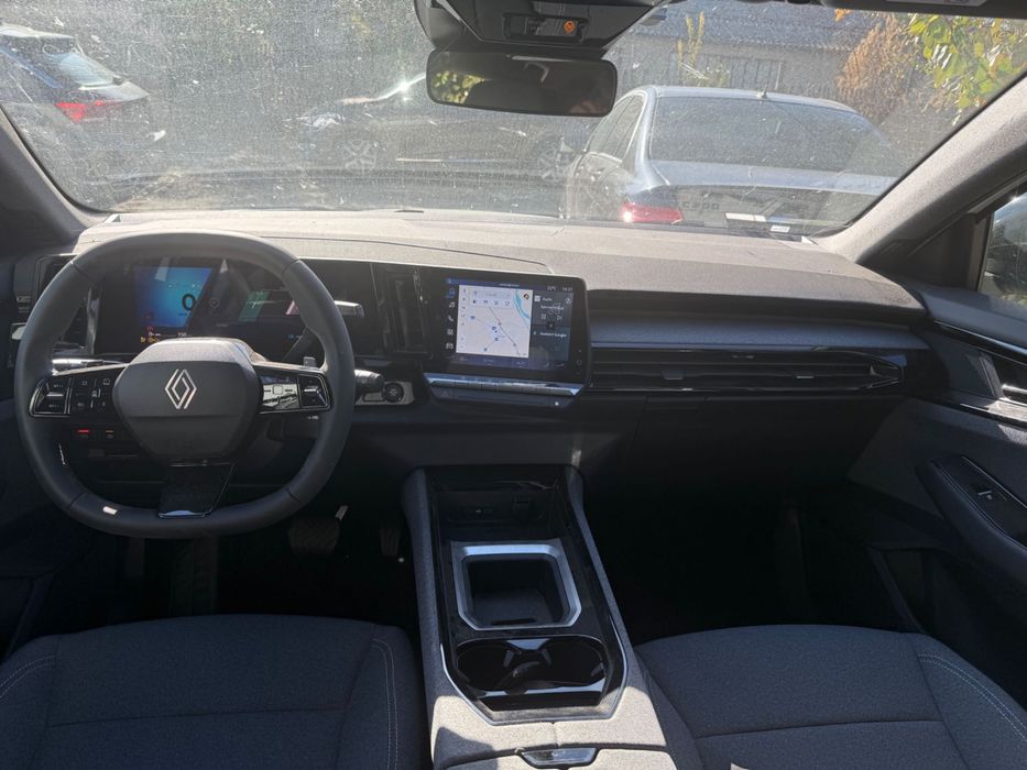 Renault austral 1,2 hibrid 200 avariat