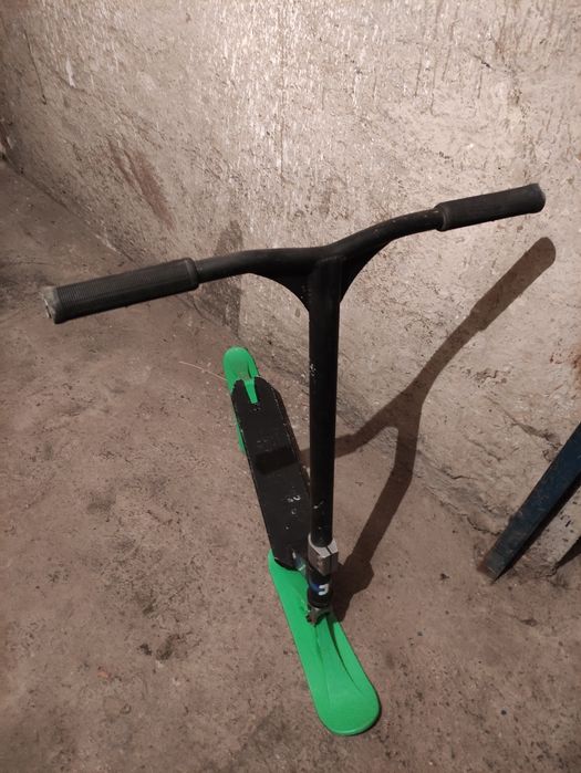 Тротинетка / шейна за сняг 3бр тротинетки / шейни