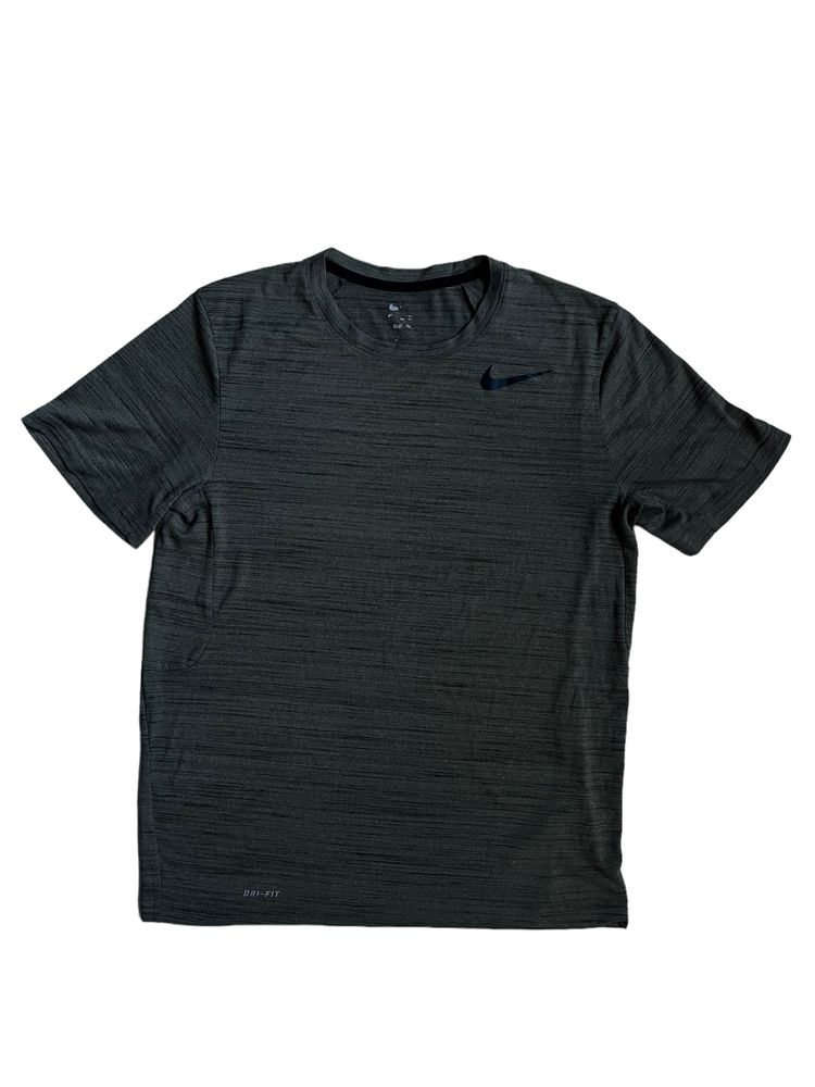Nike  4 бр. Мъжки Тениски / S,М / Оригинал