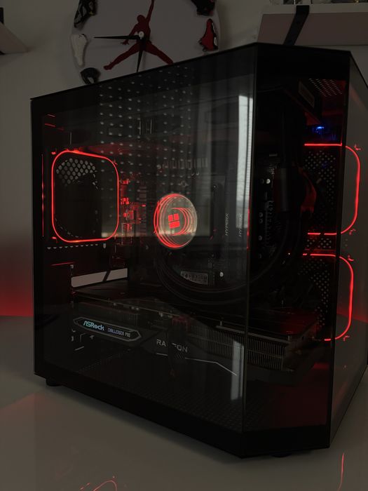 Se vinde pc de gaming Ryzen 5 5600 | RX 6600XT