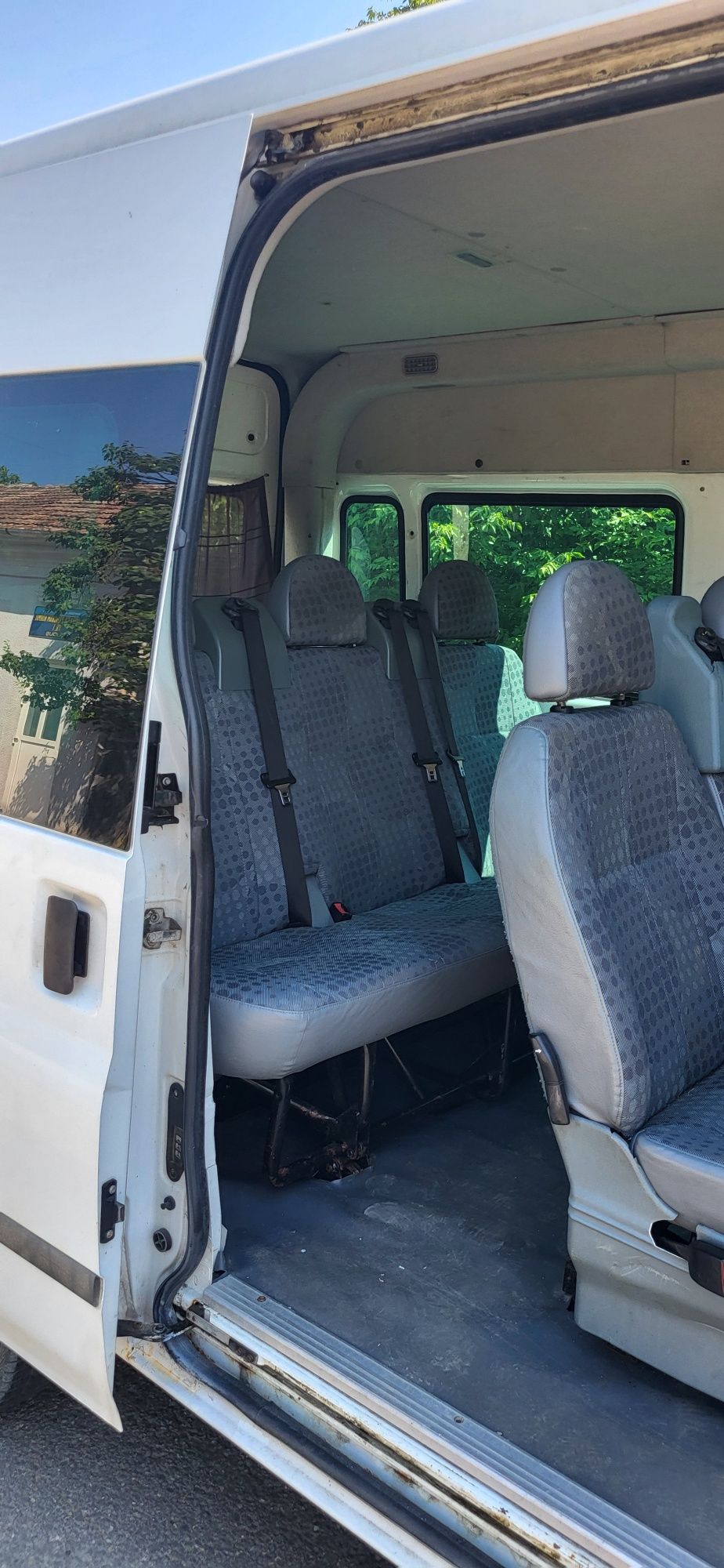 Ford transit 8+1
