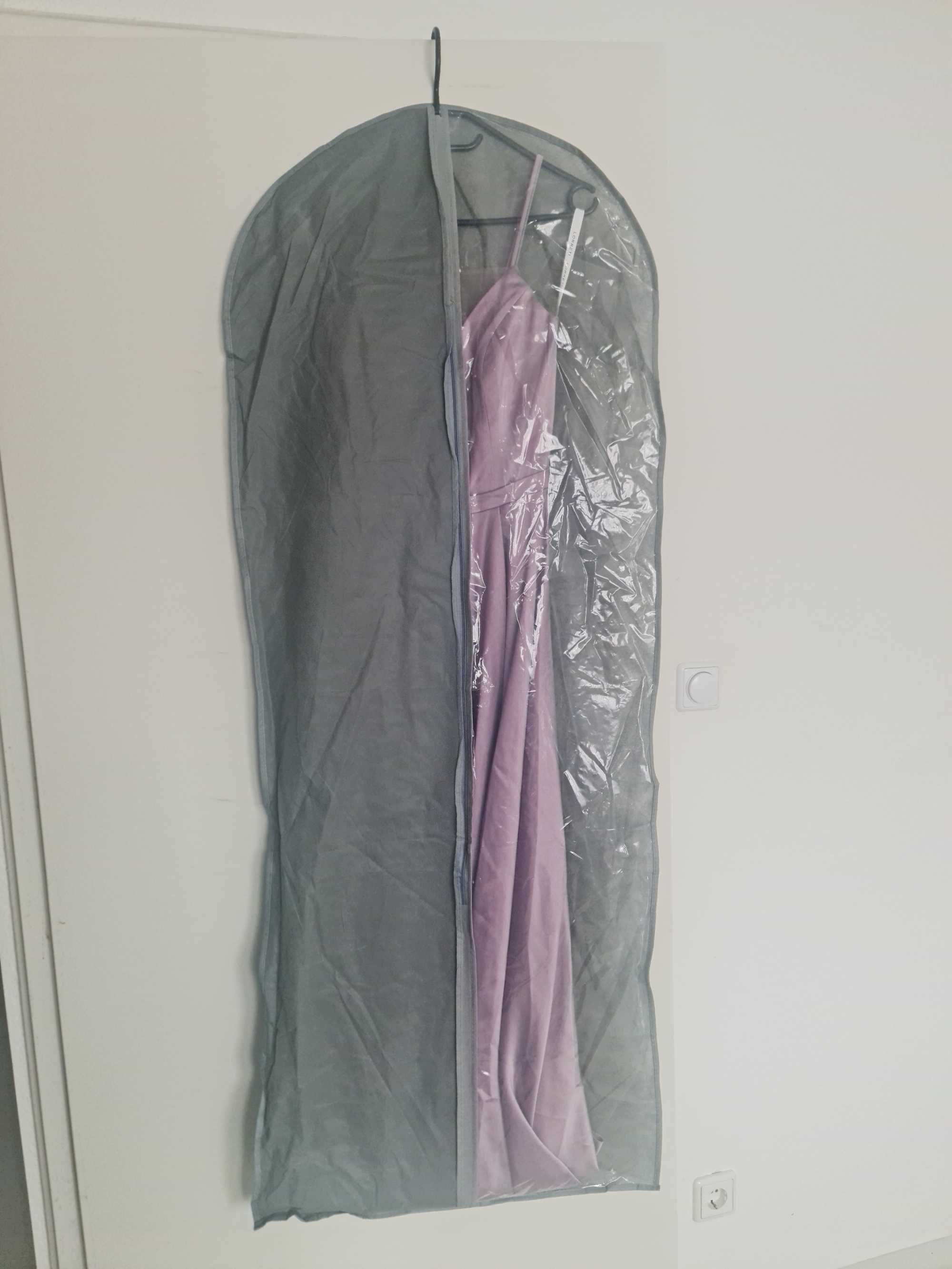 Сатенена рокля на Lorreti Designs, пастелно лилаво