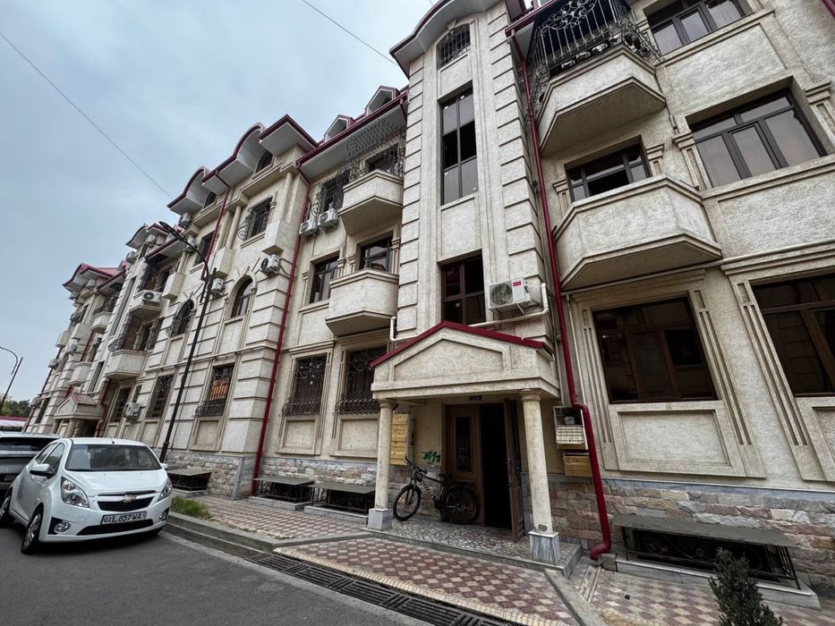 2/2/4 80кв.м Евроремонт квартира Алмазарский район Медгородок