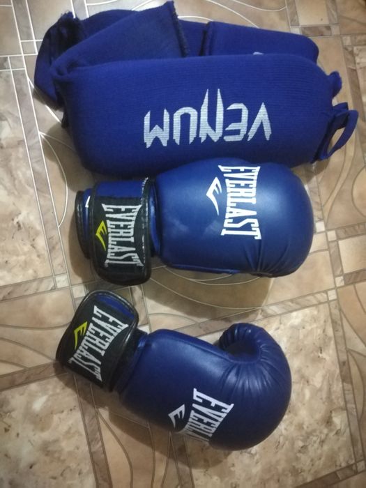 Футы и перчатки на 13лет