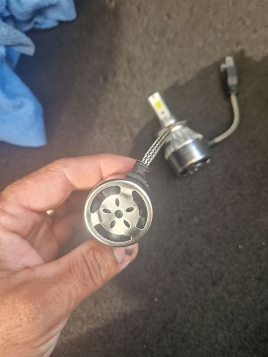 Becuri led h7...