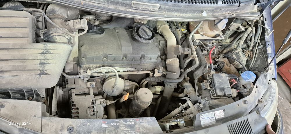 Dezmembram Seat Alhambra 1.9TDI AUY 116 cp