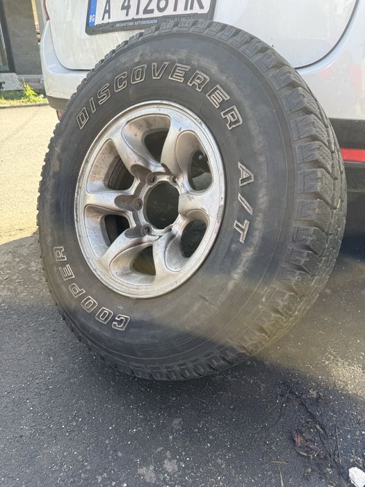 Джанти с гуми 31/10.5/15