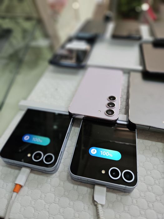 Samsung Z flip 6 12/256Gb Snapdragon gen