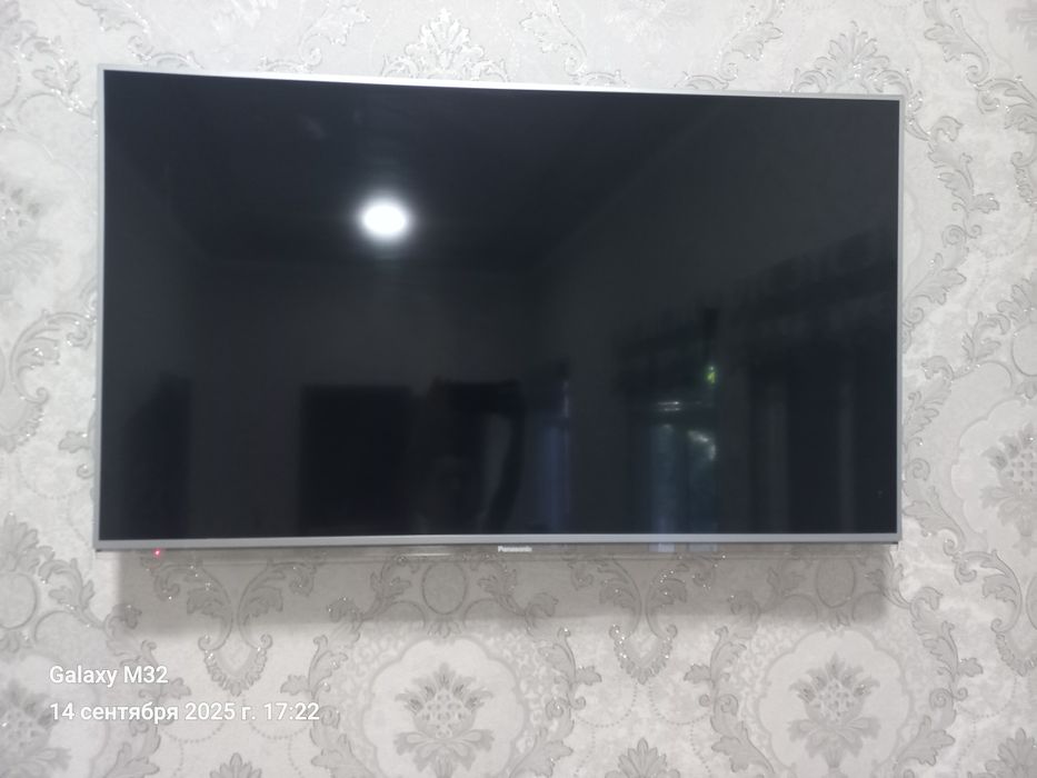 Televizor sotiladi