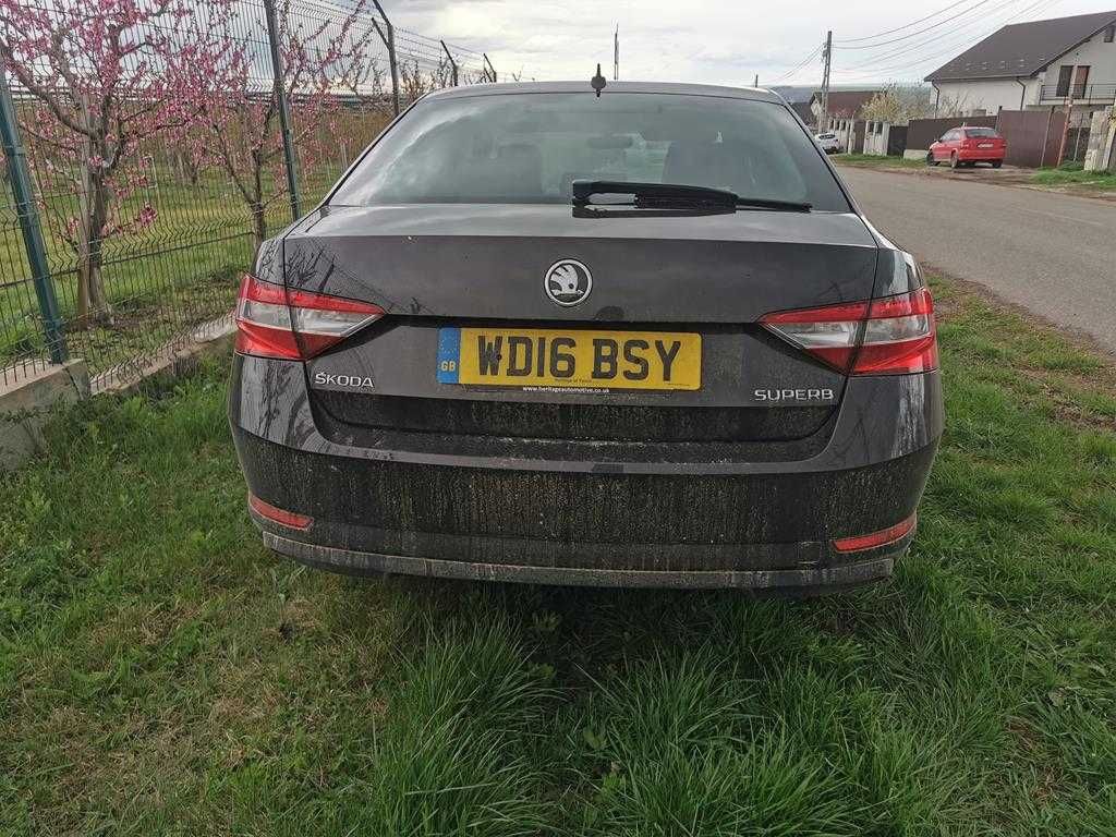 bara spate completa skoda superb 3 berlina 2016