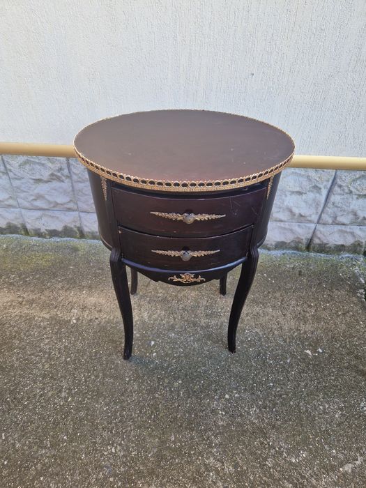 Прекрасно антикварно холандско шкафче