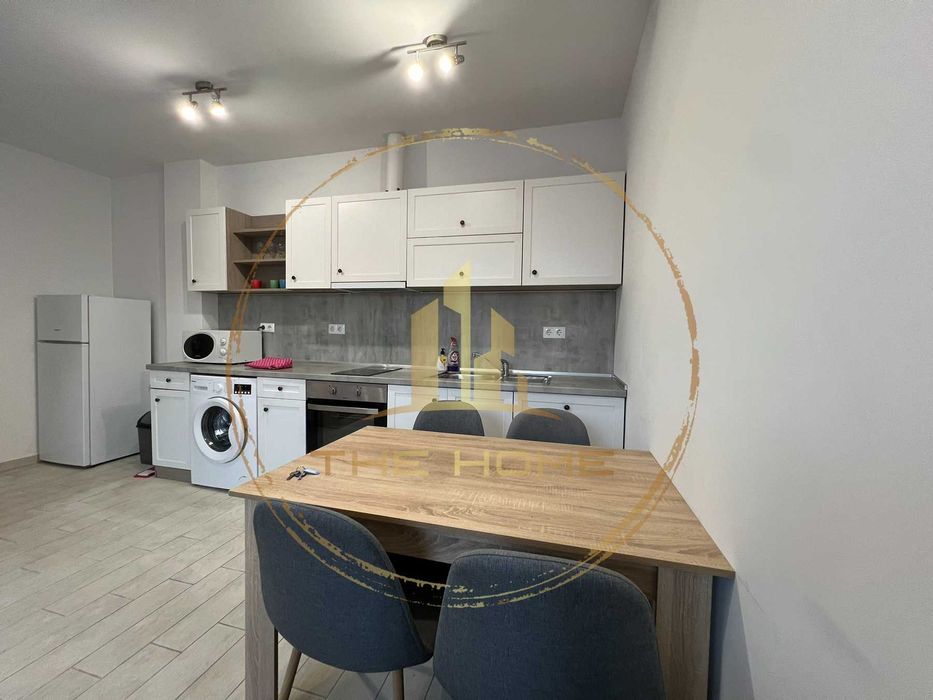 Дава се под наем Двустаен апартамент в Варна, Колхозен пазар - 75 кв.м за 450 € - Снимка #2