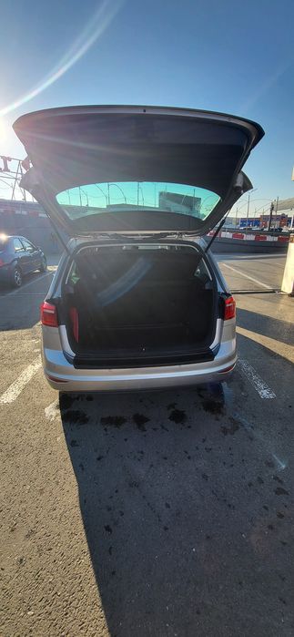 Vând auto vw golf sportsvan sound