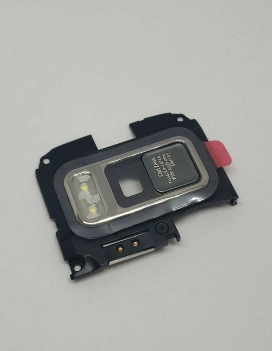 Крышка камеры для Nokia n86 Original. В новом состоянии.