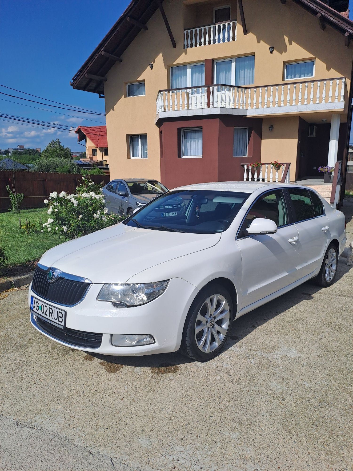 Skoda Superb 
            
An: 2012 
Motor 1.6
Putere: 105 Cp
Euro 5