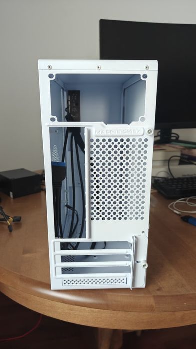 Компютерный кейс